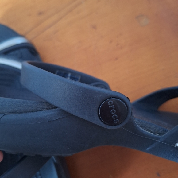 Crocs Meleen Dual Comfort Metalblock Black and Silver Slide Sandals Size 9 W - Picture 5 of 5